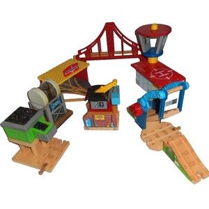 Thomas The Train & Friends Wooden Track Compatible Accessory Buildings Lot Of 7